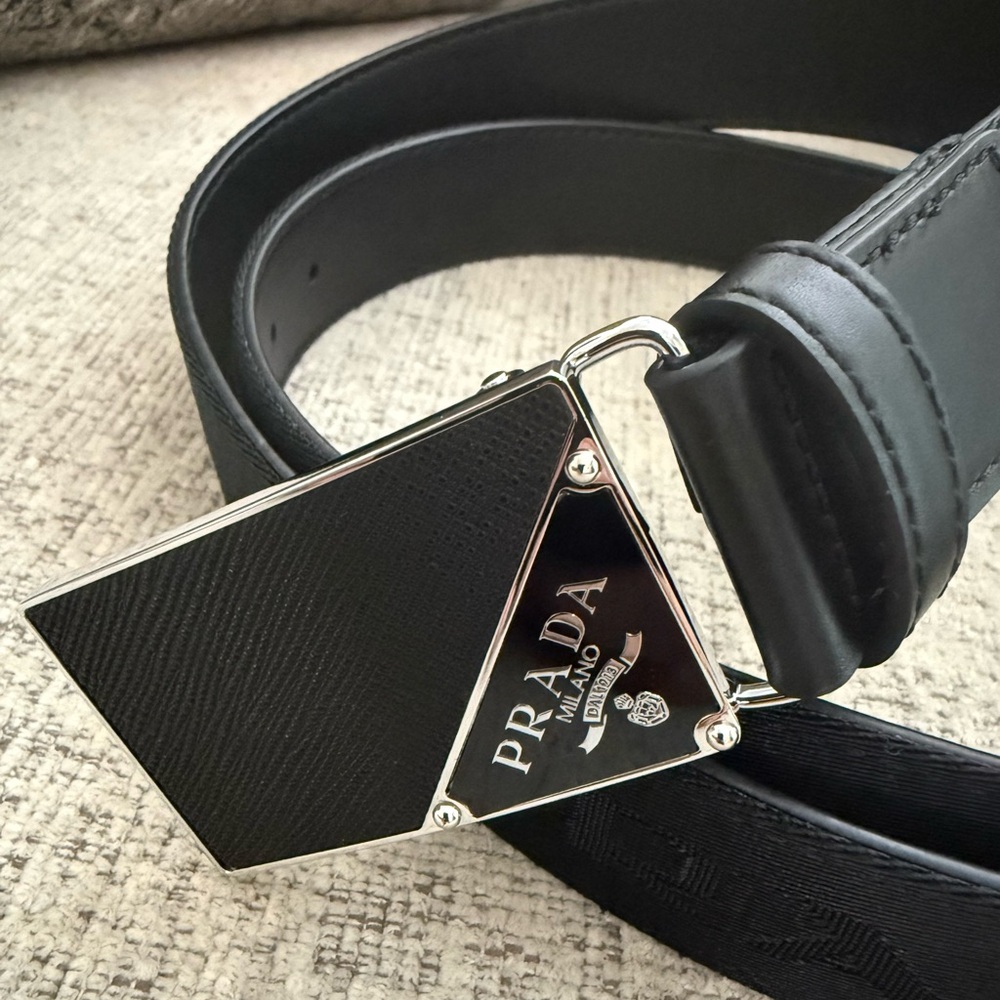 Prada Black Leather Belt with Silver Triangle Logo Buckle size 40/100
